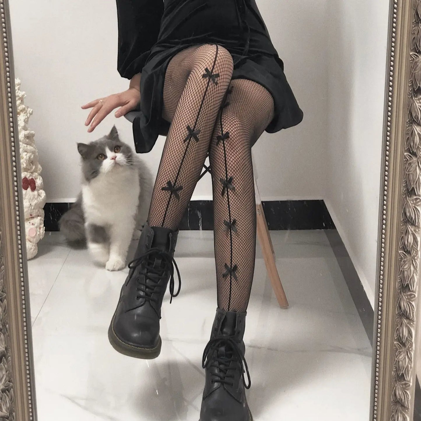 Kawaii Fishnet Tights - KAWAII LULU