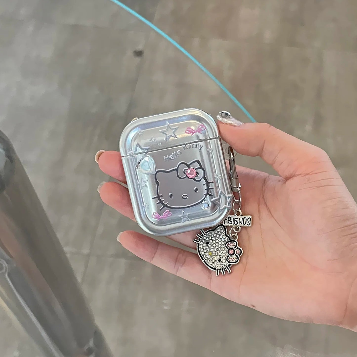 Kawaii Hello Kitty Metal AirPods Case with Pendant - KAWAII LULU
