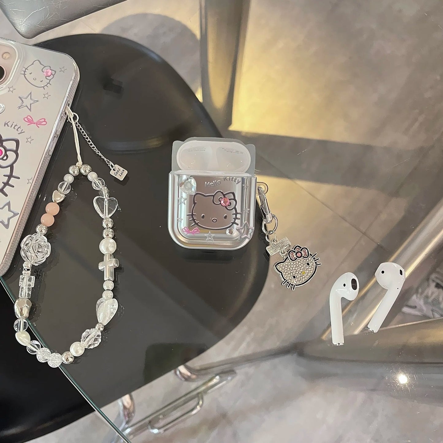 Kawaii Hello Kitty Metal AirPods Case with Pendant - KAWAII LULU