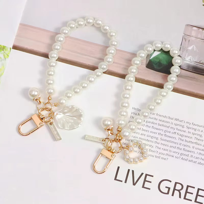 Kawaii Pearl Keychain